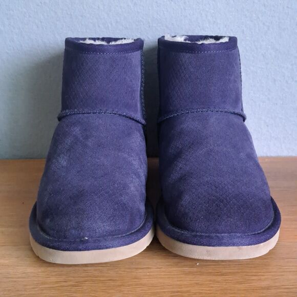 UGG Classic Mini Exotic Scales Marine Navy Blue Women 6 Suede Snow Boots Short - Picture 3 of 12